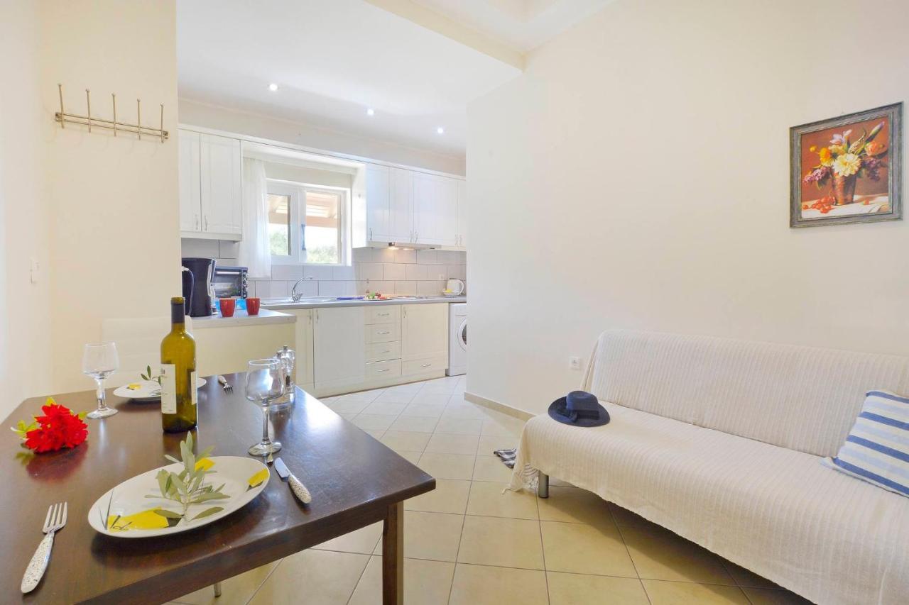 Alex Apartment Suites Βιρός Εξωτερικό φωτογραφία