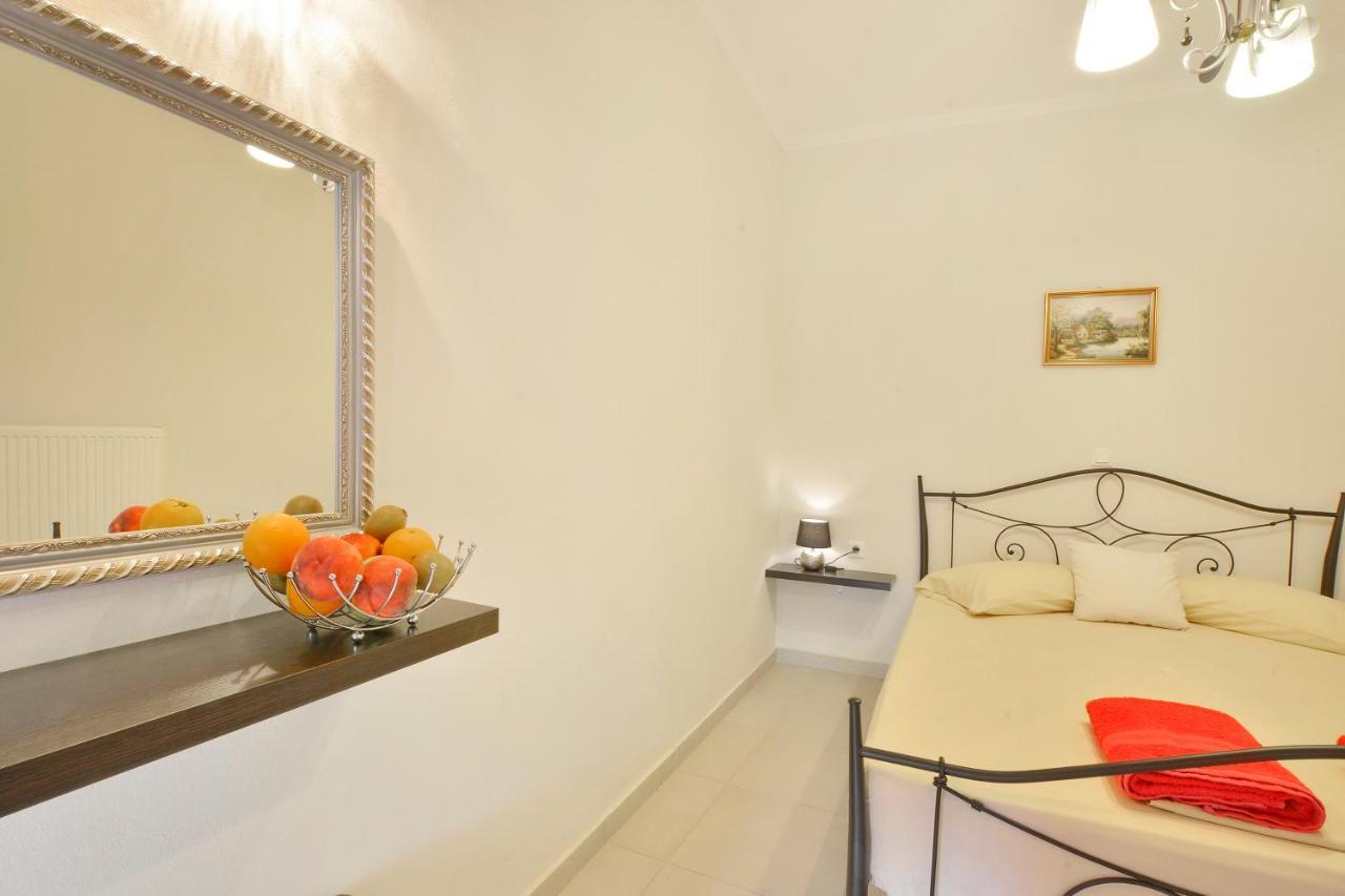 Alex Apartment Suites Βιρός Εξωτερικό φωτογραφία