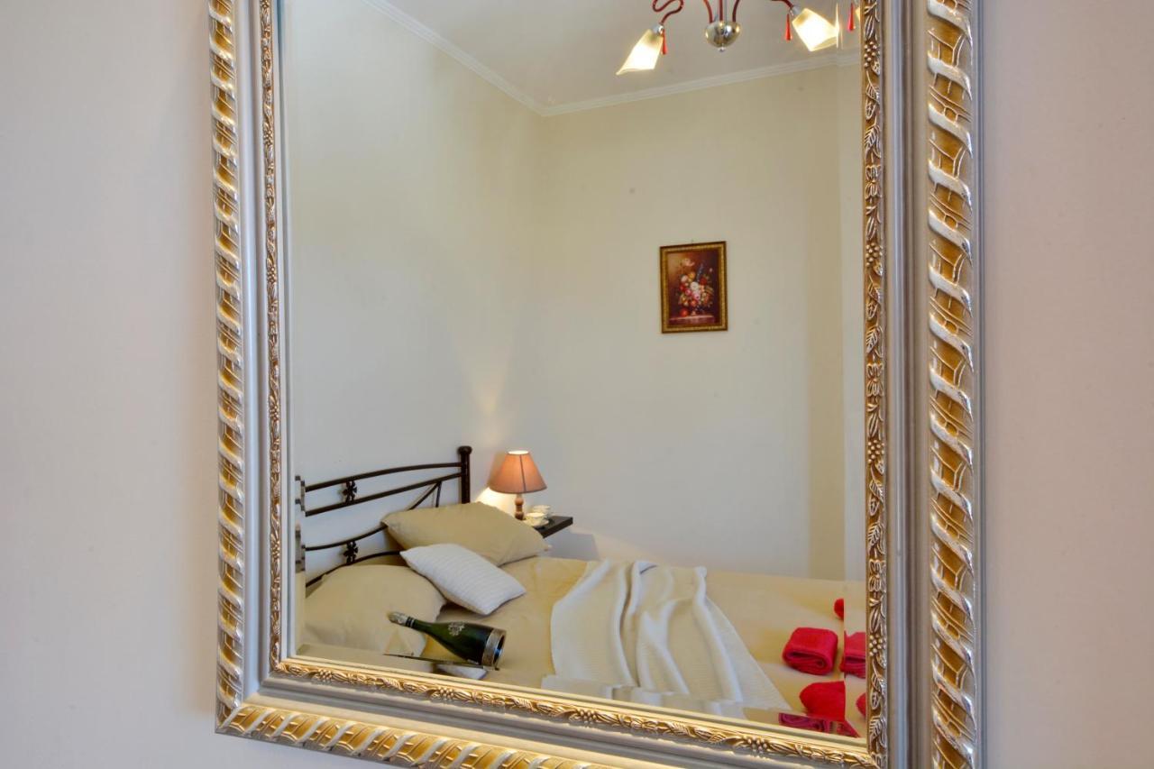 Alex Apartment Suites Βιρός Εξωτερικό φωτογραφία